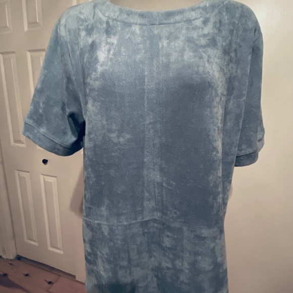 Halston Hi/Low Faux Suede Tunic Top - NWT - Picture 1 of 13